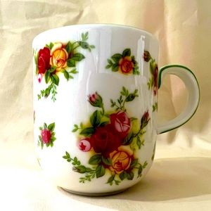 Set of 7 Royal Albert Old  Country Roses Mugs (Green Trim) 12 Ounces Capacity